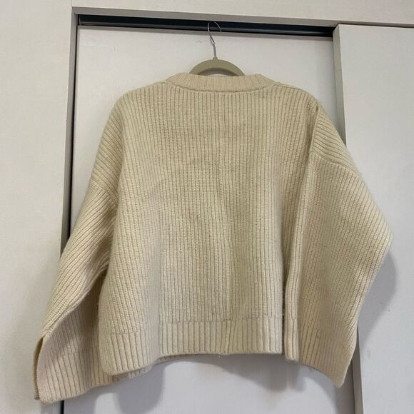 Zara Wool Sweater - Picture 5 of 11